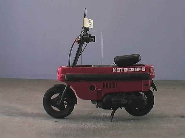 Купить мотоцикл Honda Motocompo 1982 фото 3